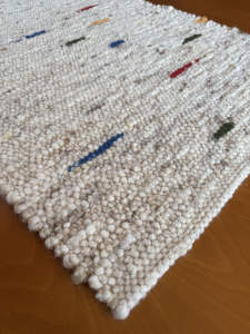 Teppichweberei Noswitz, Schafwollteppich Teppichgrundfarbe beige 145