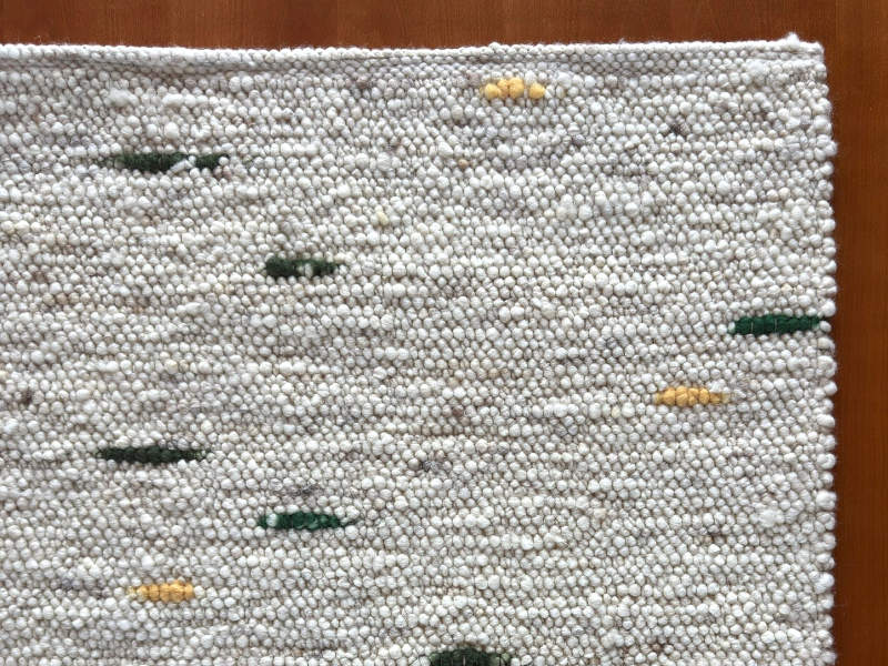 Schafwollteppich in Beige Braun hell (Karakulwolle)mit punktartigen Noppen in bunt